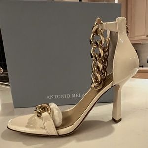 BRAND NEW! ANTONIO MELANI - Original tags - GORGEOUS - Chain Anklet Ivory Heels